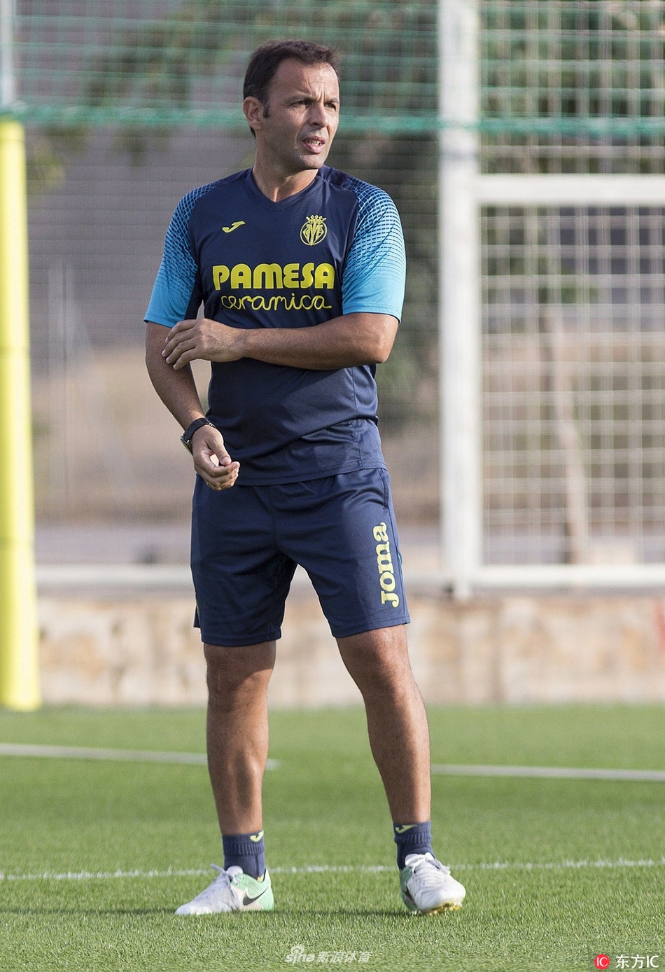 比利亚雷亚尔训练开放日，集结日绝杀压哨引欢呼，欧联在即，轮换策略成焦点的简单介绍-英雄联盟